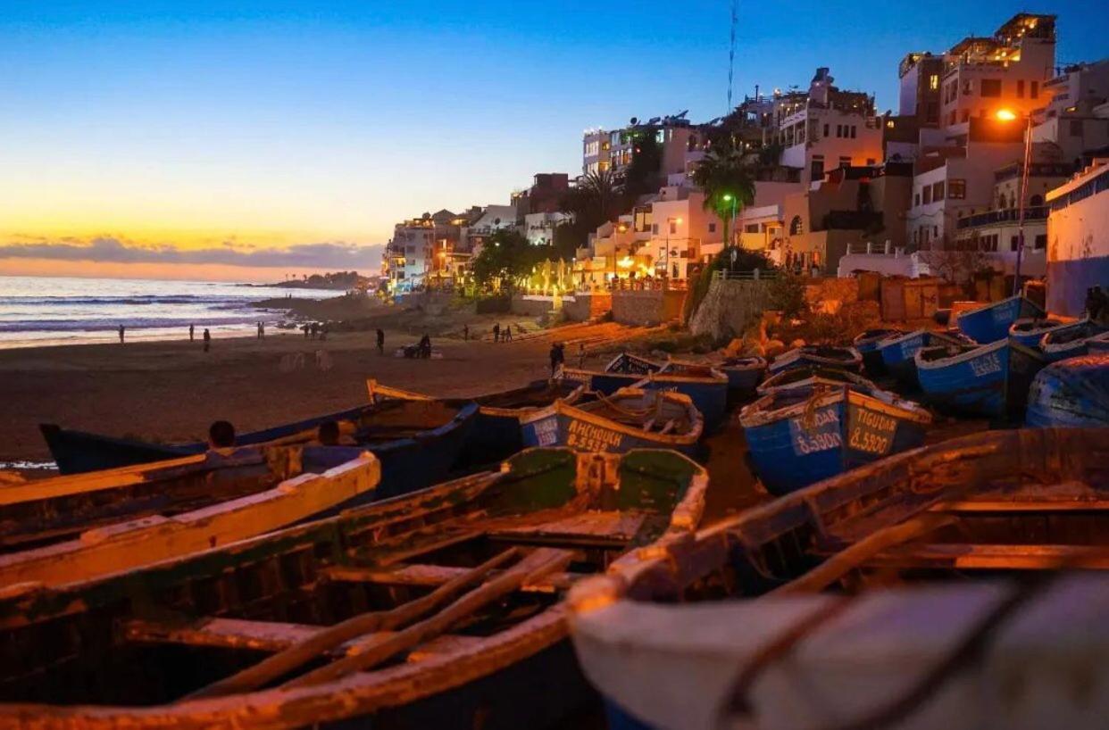 Tafoukt Surf Hostel Taghazout Bagian luar foto